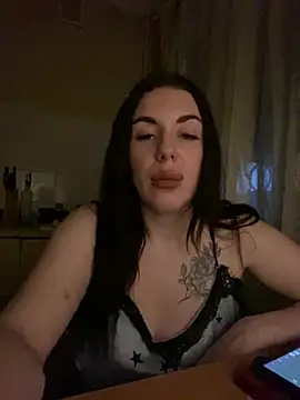 IsabellaJoutes online show from July 27, 11:12 pm