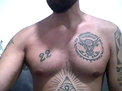 Alessandromagno8 online show from May 28, 5:43 pm