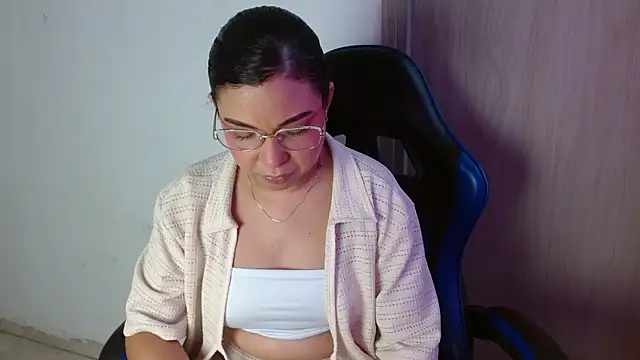 AliceSmity   online show from June 2, 12:18 pm