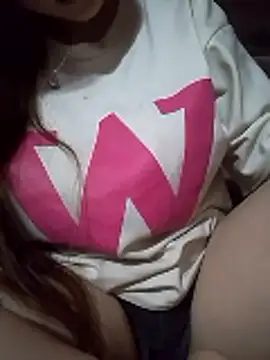 Snapshot of suzy_sexywet chatting on June 30, 7:42 am suzy sexywet online show from June 30, 7:42 am