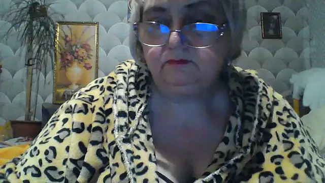 MarinaFarina53 online show from June 2, 9:28 pm