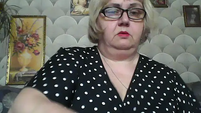 MarinaFarina53 online show from June 16, 12:19 pm
