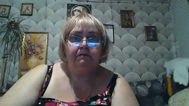 MarinaFarina53 online show from June 20, 8:22 pm