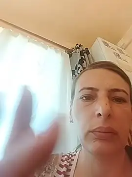 Ramonacoco online show from May 26, 7:15 am