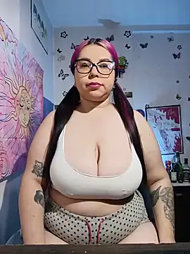 Snapshot of hada_submissive chatting on June 28, 7:20 pm hada submissive online show from June 28, 7:20 pm