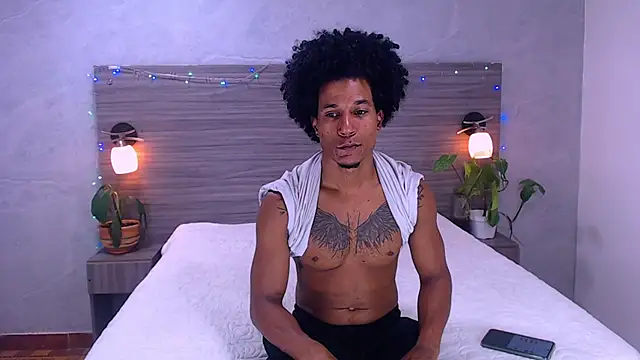 Dilan Hall online show from June 11, 3:32 pm