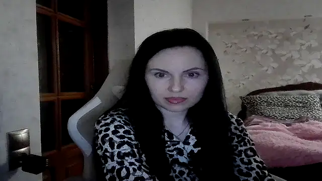 Snapshot of viktoria11x chatting on May 17, 1:14 am viktoria11x online show from May 17, 1:14 am