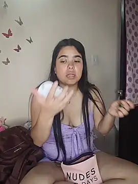MiiaHott W online show from June 7, 2:21 pm