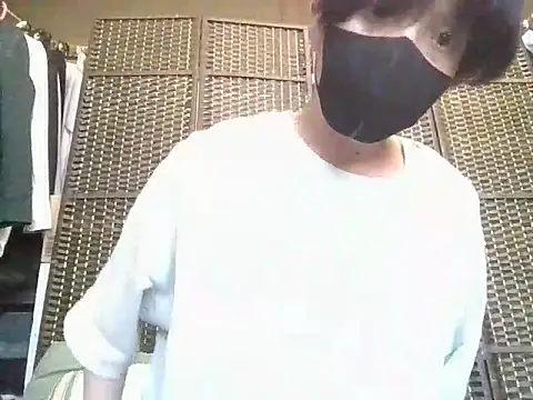 Snapshot of kazupan22 chatting on June 30, 8:37 am kazupan22 online show from June 30, 8:37 am