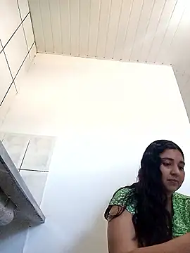 Snapshot of dafneanddante chatting on May 16, 1:10 pm dafneanddante online show from May 16, 1:10 pm