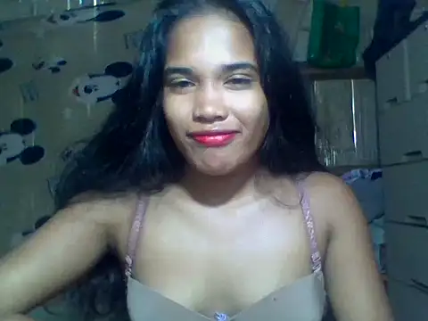 Snapshot of BigAssPinay19 chatting on May 18, 10:48 pm BigAssPinay19 online show from May 18, 10:48 pm