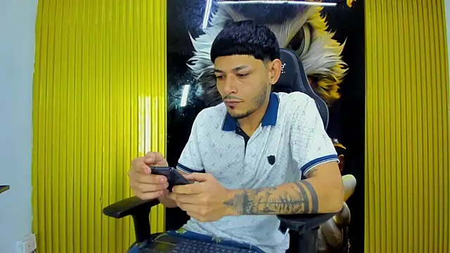 Sexy Boy203 online show from May 23, 8:24 pm