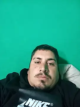 juaniglesias1977 online show from May 8, 4:01 pm