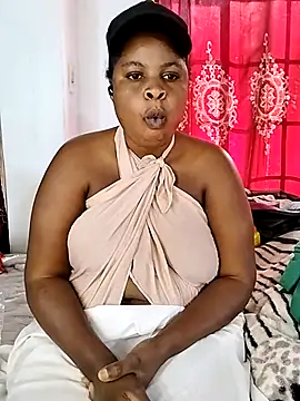 JuicyHoney 01 online show from July 25, 6:55 am