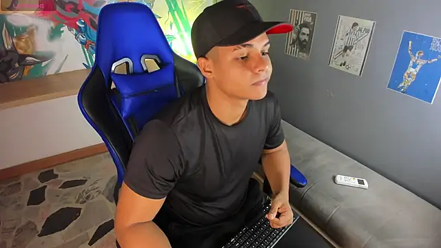 Alex Kriz online show from May 31, 12:23 pm