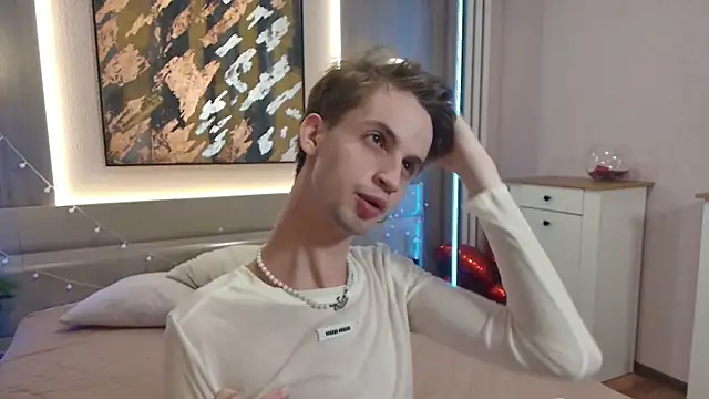 Bimbo boy  online show from June 21, 3:58 pm