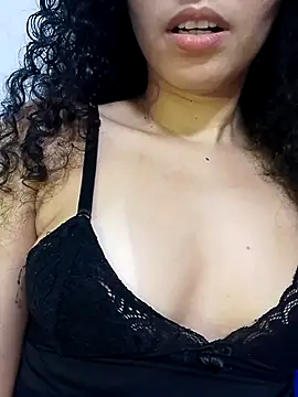 venuseyes25 online show from May 31, 12:30 am
