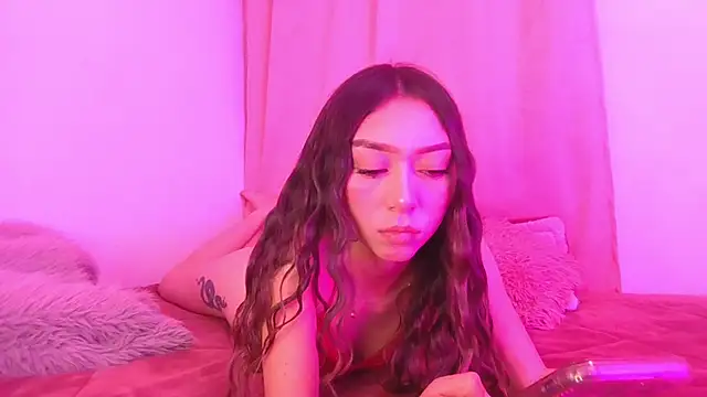 Vittoriia ceretti online show from May 9, 11:54 pm