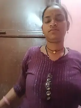 Snapshot of NENA_INDIAN_PUSSY chatting on June 19, 6:45 pm NENA INDIAN PUSSY online show from June 19, 6:45 pm