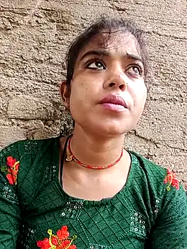 Snapshot of Mahi_Love0143 chatting on August 4, 3:43 am Mahi Love0143 online show from August 4, 3:43 am