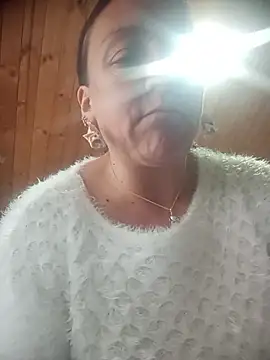 Snapshot of dangerous_milf chatting on July 2, 5:52 pm dangerous milf online show from July 2, 5:52 pm