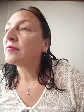 Snapshot of dangerous_milf chatting on July 23, 6:39 pm dangerous milf online show from July 23, 6:39 pm