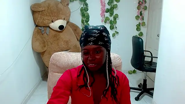 Snapshot of luna_bella160920 chatting on May 26, 2:02 pm luna bella160920 online show from May 26, 2:02 pm