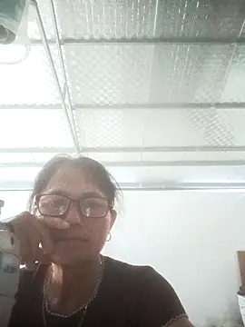 Vieekee online show from July 6, 11:29 am