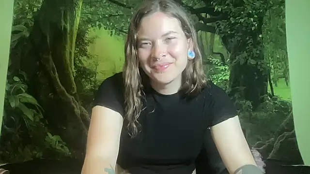 mo0ngoddess online show from March 21, 8:41 am