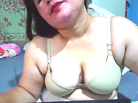 xsweetlover69x online show from June 23, 2:20 am