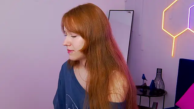 Angel Fleur online show from June 6, 1:32 am