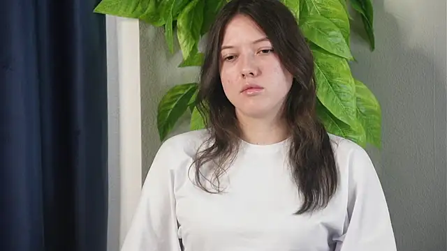 TabithaScrimsher online show from May 16, 4:09 am