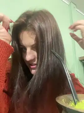 Snapshot of sweet_milenaa chatting on June 9, 9:04 pm sweet milenaa online show from June 9, 9:04 pm