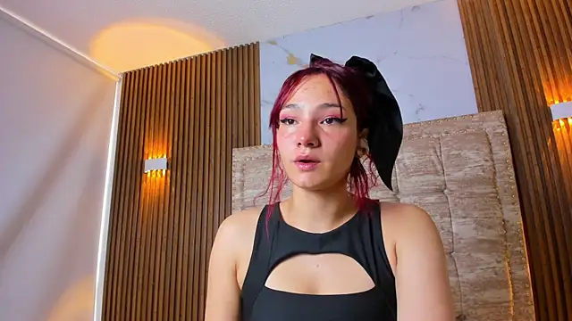 camiirosse online show from May 21, 8:05 pm