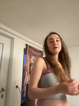 ZaylaDreams online show from July 19, 7:50 pm