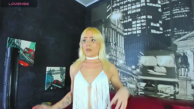 Domina Diosaa online show from June 12, 4:00 am