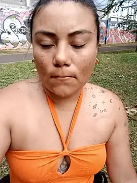 Sexy macarena outdoors online show from May 23, 8:46 pm