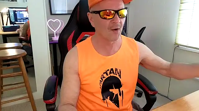 hotdadbod online show from February 12, 9:43 pm