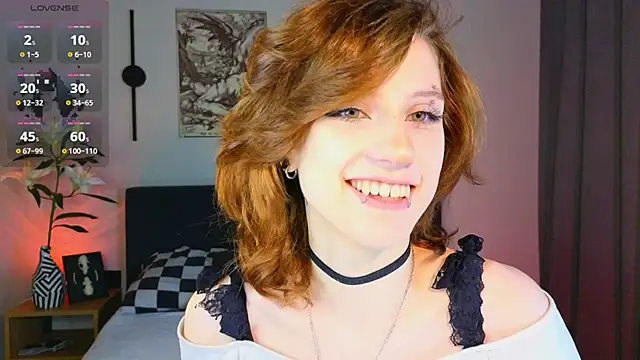 vampi queen online show from July 18, 7:39 pm
