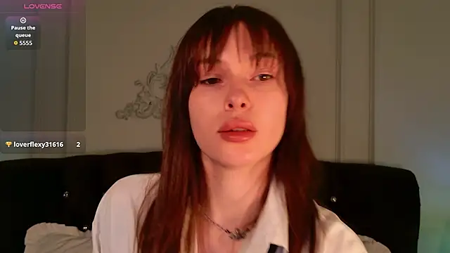 Mili Joy online show from May 17, 6:26 pm