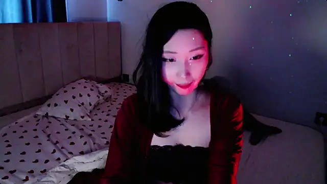 neverstoplovingme online show from May 16, 2:41 am