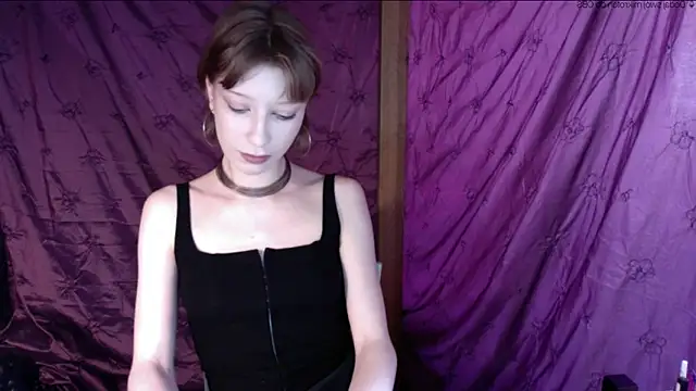 Snapshot of AlexaWetDream chatting on June 4, 11:16 am AlexaWetDream online show from June 4, 11:16 am
