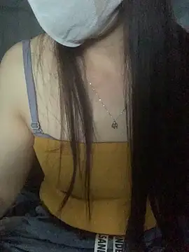 Snapshot of Tamanh_wet chatting on May 19, 1:56 am Tamanh wet online show from May 19, 1:56 am
