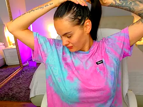 BabyyGirll  online show from May 14, 5:58 am
