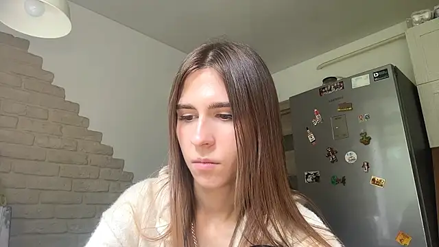 Snapshot of ZaraGuyette chatting on July 6, 3:03 pm ZaraGuyette online show from July 6, 3:03 pm