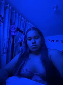 TuGatitaMiau075 online show from June 3, 4:48 am
