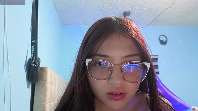 nina hot59 online show from May 18, 2:51 am