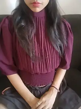 Snapshot of neha_singh0 chatting on May 26, 8:10 am neha singh0 online show from May 26, 8:10 am