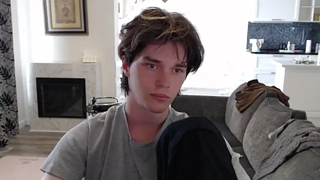 Snapshot of arthur___king chatting on May 14, 2:24 pm arthur king online show from May 14, 2:24 pm