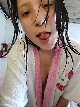 mileidy0106 online show from June 6, 12:32 pm